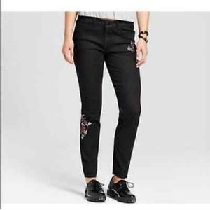 Embroidered Black Jeans